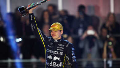 LAS VEGAS, NEVADA - NOVEMBER 22: Race winner Max Verstappen of the Netherlands and Oracle Red Bull Racing lifts his trophy on the podium during the F1 Grand Prix of Las Vegas at Las Vegas Strip Circuit on November 22, 2025 in Las Vegas, Nevada. (Photo by Chris Graythen/Getty Images) // Getty Images / Red Bull Content Pool // SI202511230430 // Usage for editorial use only //