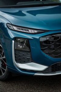 3 The All New Q3_(1)
