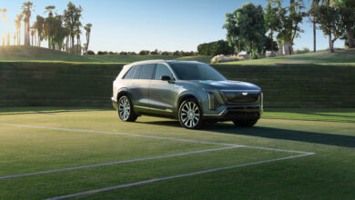 The 2026 VISTIQ side profile in Argent Silver.