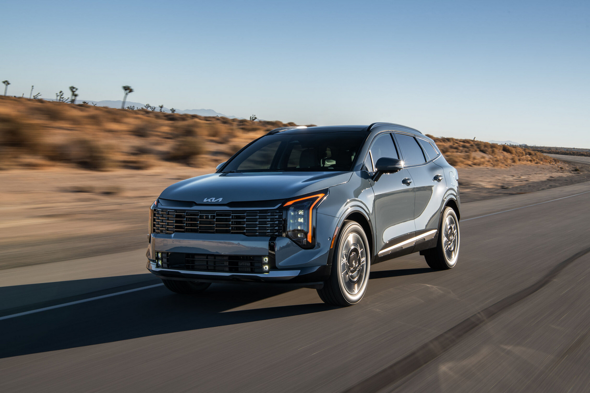 1 Kia Sportage Hybrid Named in Cars.coms 2026 Best Value New Cars