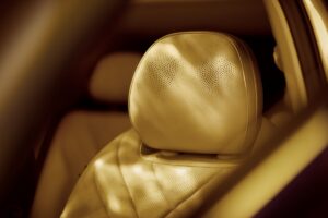 2 EXEED RX - Seat Speakers