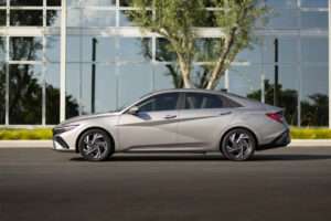 1 66525-Large621712025Elantra