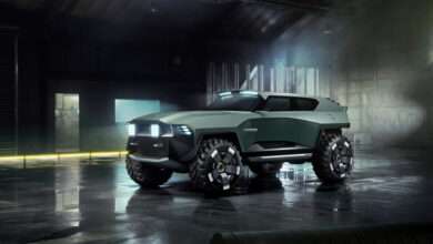 1 AstonMartin Dreadnought_01