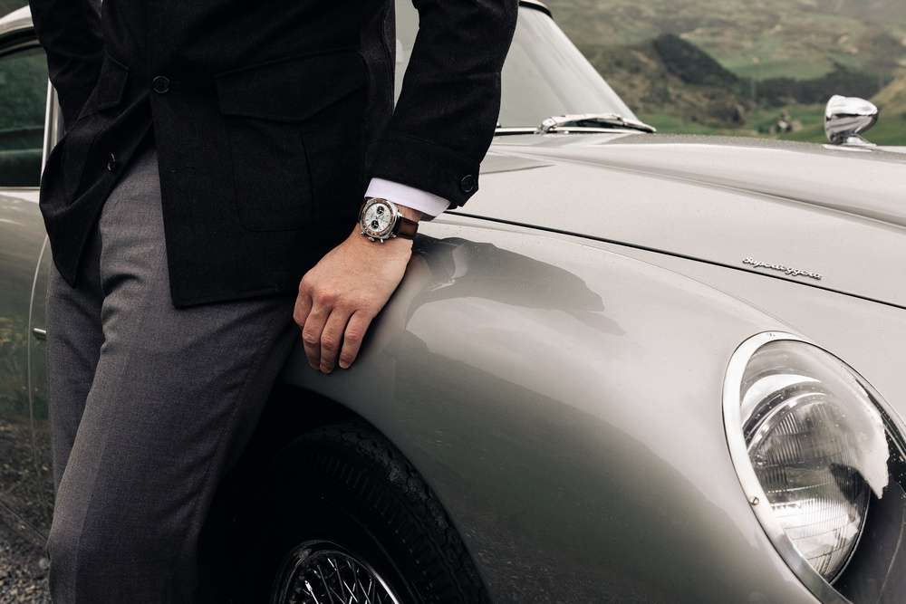 1 Breitling Top Time B01 Chronograph 41 Tribute to Aston Martin DB5_AB0178121G1X1_CMYK