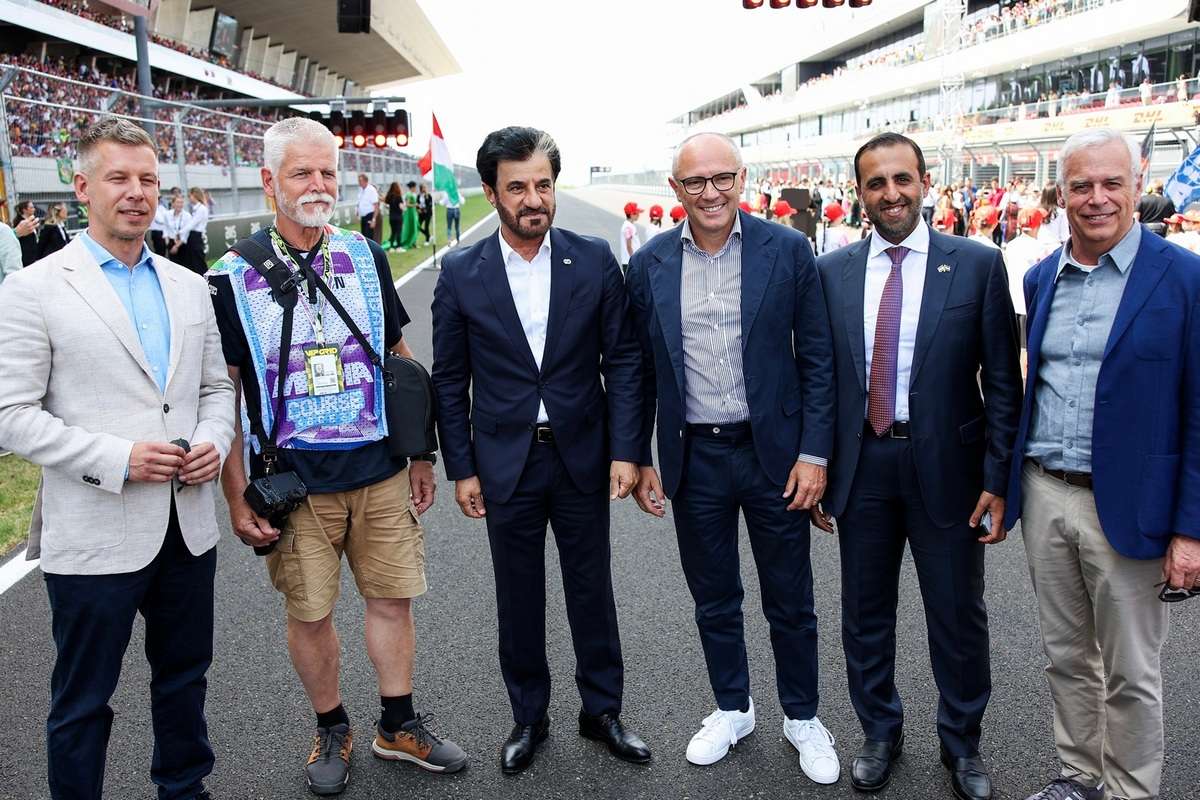 BEN SULAYEM Mohammed (uae), President of the FIA, portrait, PETR PAVEL, Czech Republic president, DOMENICALI Stefano (ita), Chairman and CEO Formula One Group FOG, portrait and other VIP Guests during the Formula 1 Hungarian Grand Prix 2026, 11th round of the 2026 Formula One World Championship from July 24 to 26, 2026 on the Hungaroring, in Mogyorod near Budapest, Hungary - Photo Xavier Bonilla / DPPI