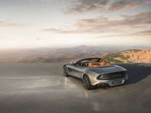 3 Aston Martin Vanquish 25_04