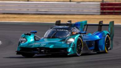1 Aston Martin THOR Team_Valkyrie_1