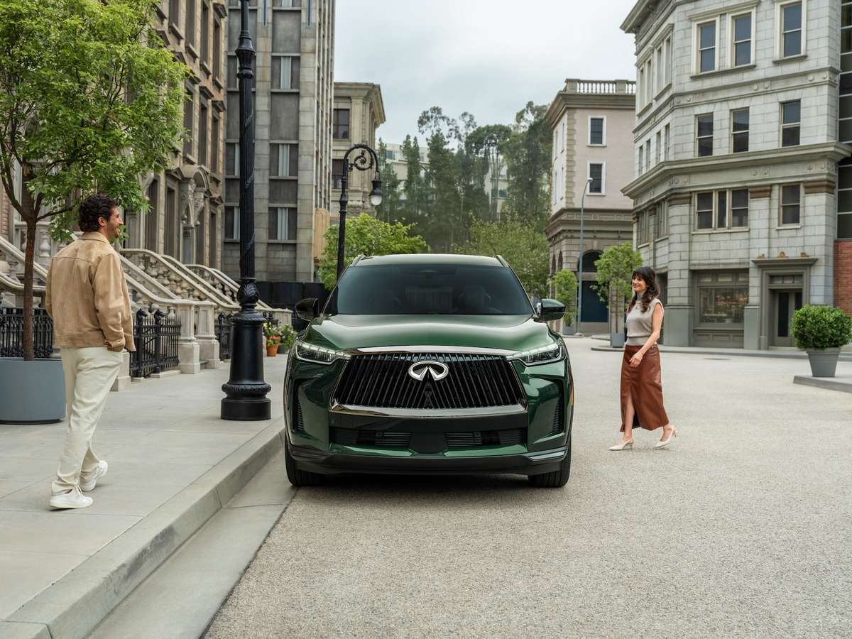 1 INFINITI QX60_Balancing Luxury and Practicality_Highres Image_3