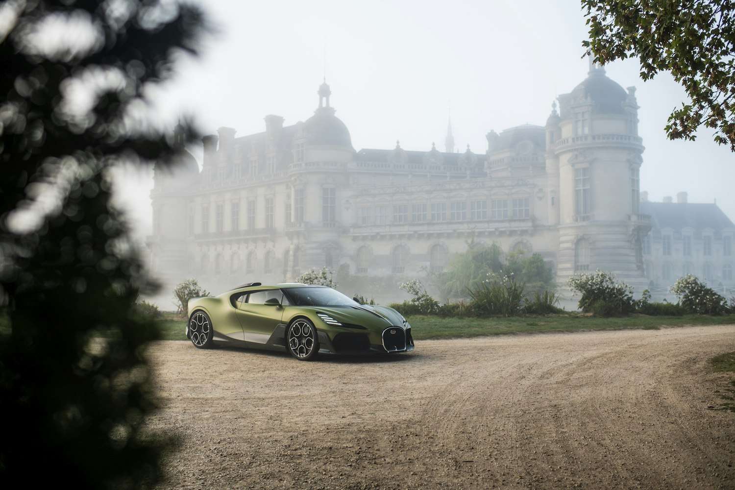14 2609 BUGATTI_Chantilly_Recap