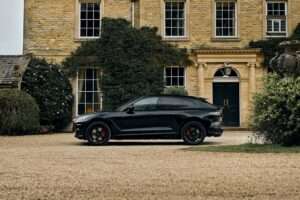 2 Aston Martin DBX in MobLand Season 2_02
