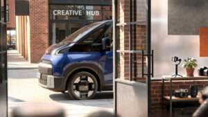 2 Kia PV7 Teased Ahead of World Premiere at IAA Transportation_Image 2