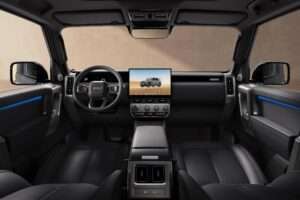 13 iCAUR V25 Interior Dashboard