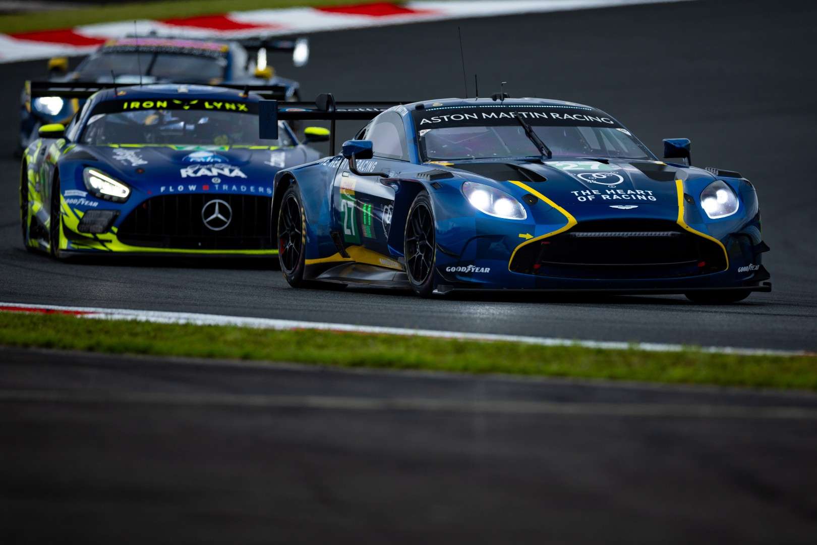 27 Vantage race 2