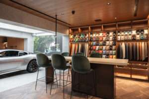 3 Aston Martin_Q London_10